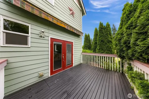 1188 Central Drive Camano Island WA 98282