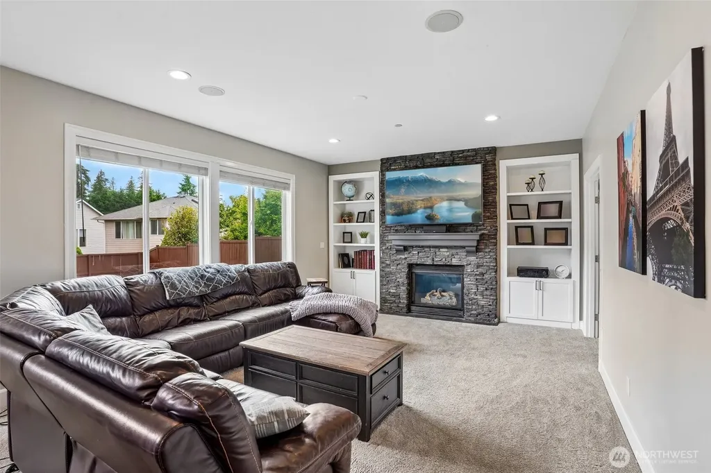 3815 380th Street S Auburn WA 98001