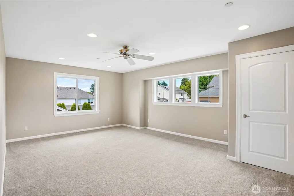 3815 380th Street S Auburn WA 98001