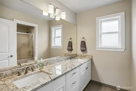 3815 S 380th Street Auburn WA 98001