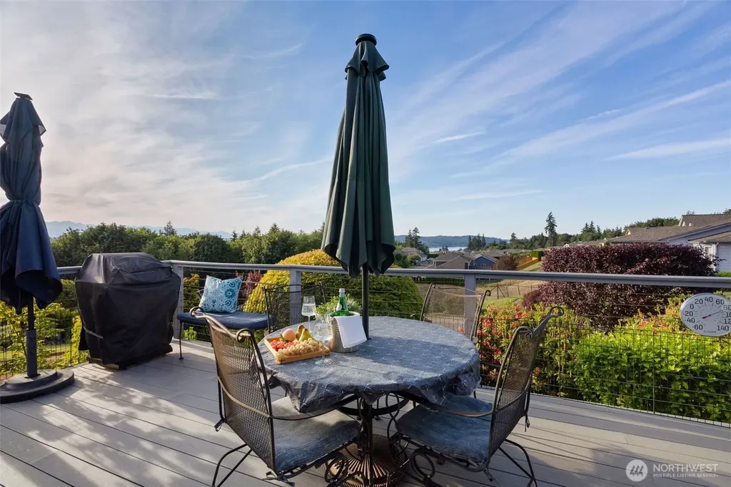 650 Medallion Place E Port Orchard WA 98366