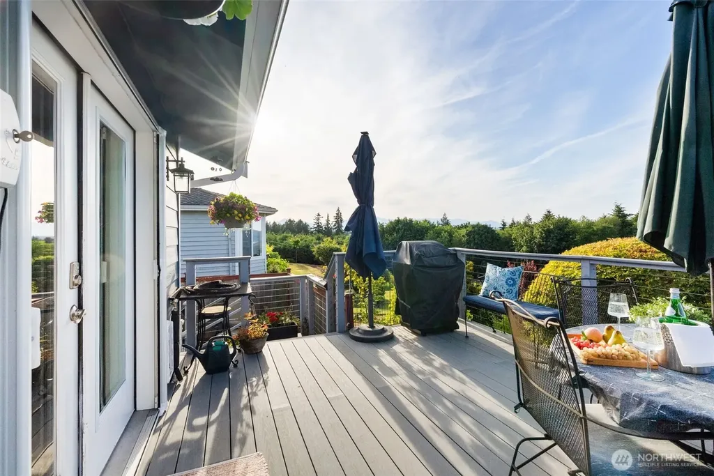 650 Medallion Place E Port Orchard WA 98366