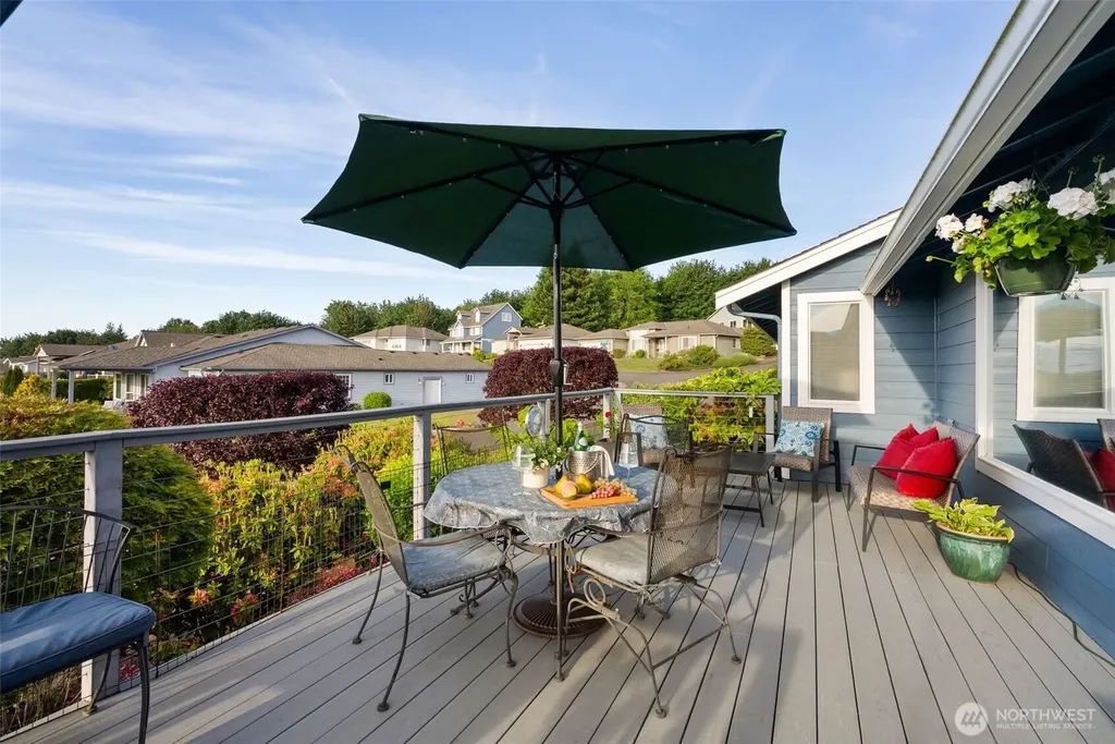 650 Medallion Place E Port Orchard WA 98366