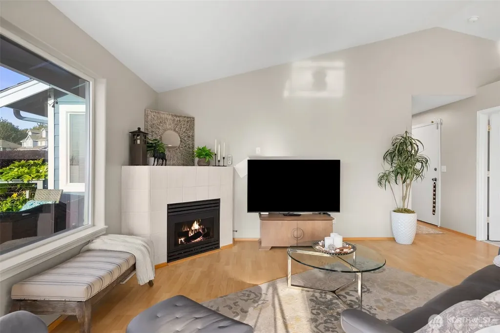 650 Medallion Place E Port Orchard WA 98366
