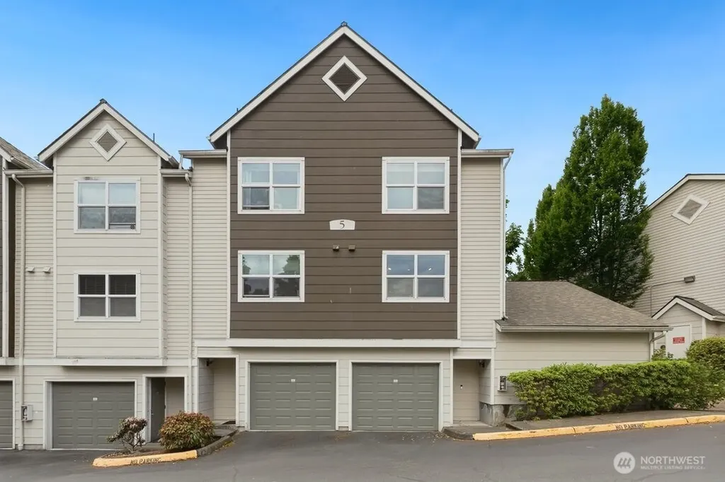 3116 164th Street SW Lynnwood WA 98087
