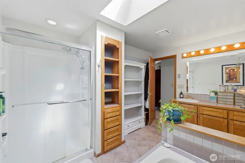 8216 50th Street Ct W University Place WA 98467