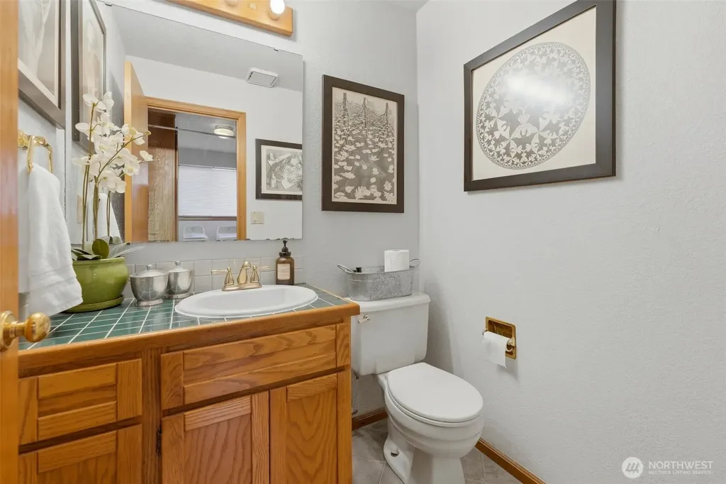8216 50th Street Ct W University Place WA 98467