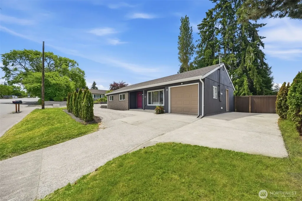 20926 44th Avenue W Lynnwood WA 98030