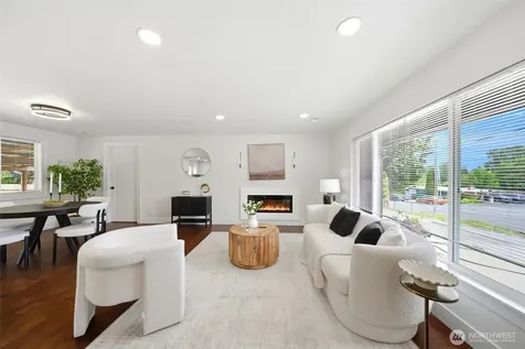 20926 44th Avenue W Lynnwood WA 98030