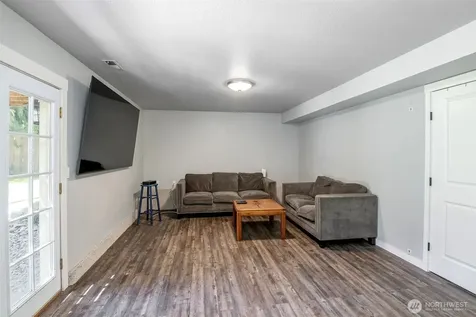 10508 148th Street Ct E Puyallup WA 98374