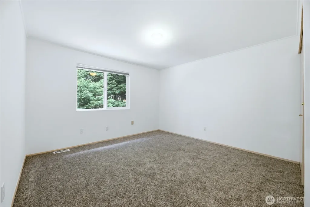 1205 57th Drive SE Auburn WA 98092