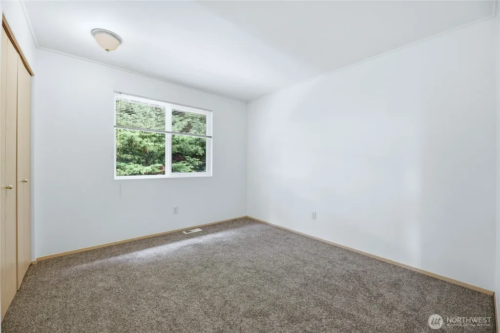 1205 57th Drive SE Auburn WA 98092
