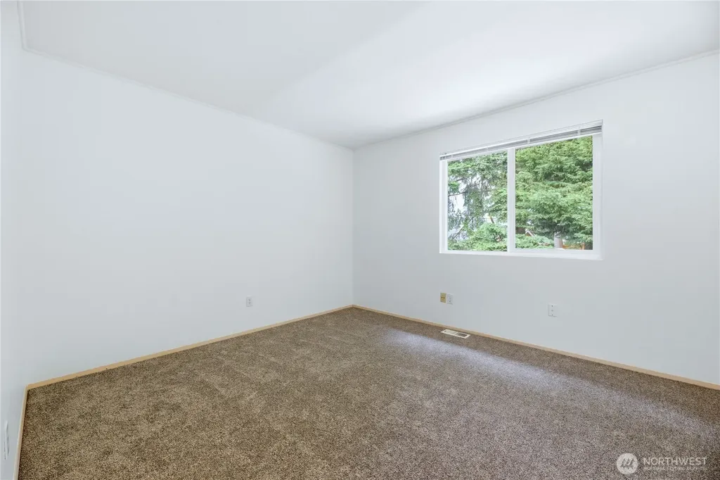 1205 57th Drive SE Auburn WA 98092