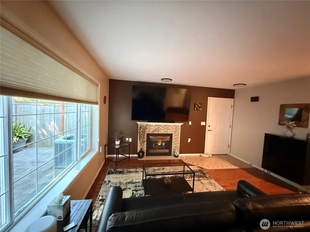 15633 44th Avenue W Lynnwood WA 98087