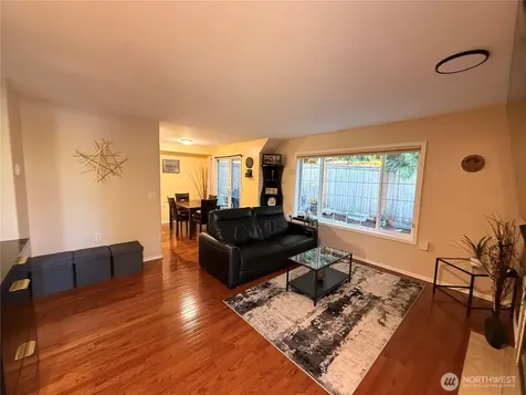 15633 44th Avenue W Lynnwood WA 98087