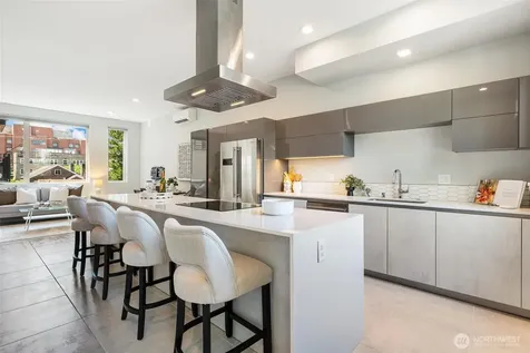 305 17th Avenue E Seattle WA 98112