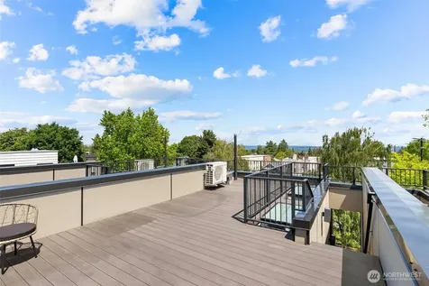 305 17th Avenue E Seattle WA 98112