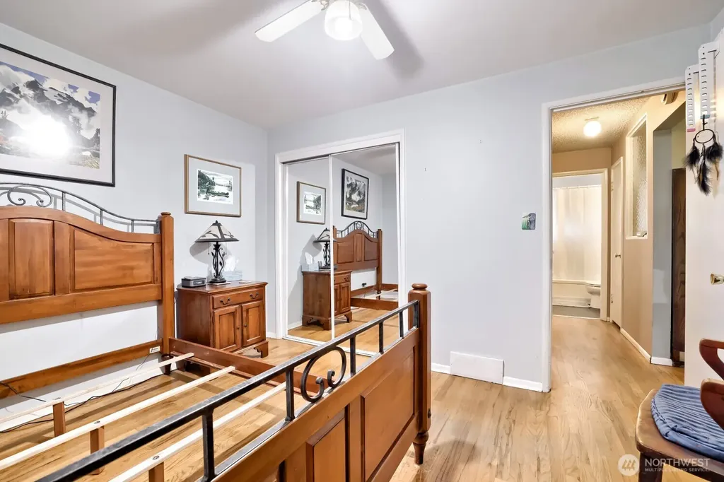 10728 29th Place SW Seattle WA 98146
