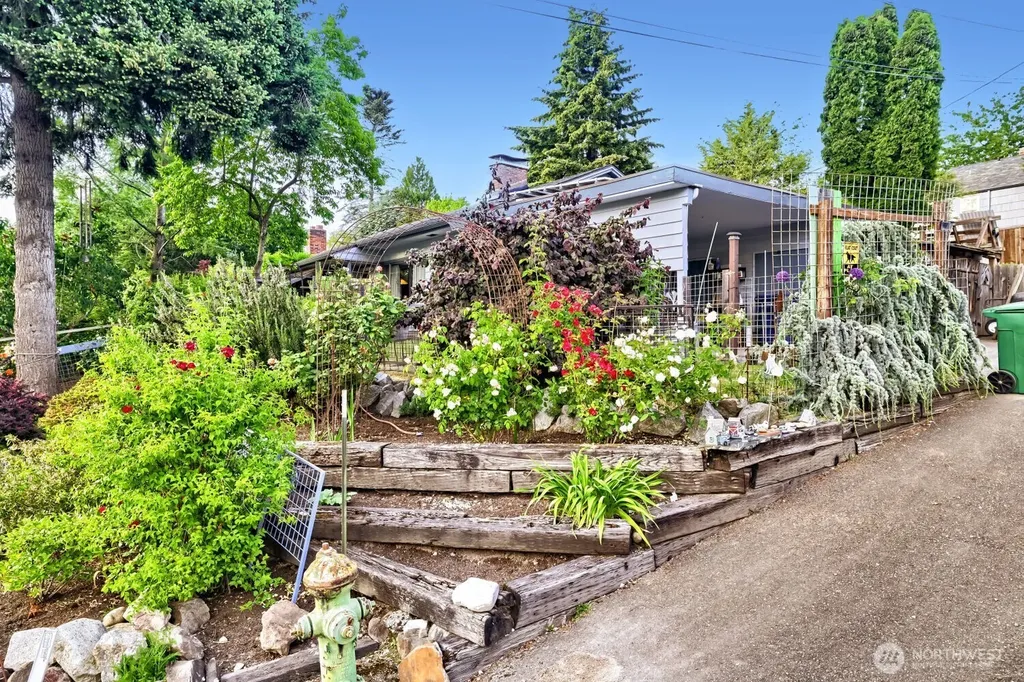 10728 29th Place SW Seattle WA 98146
