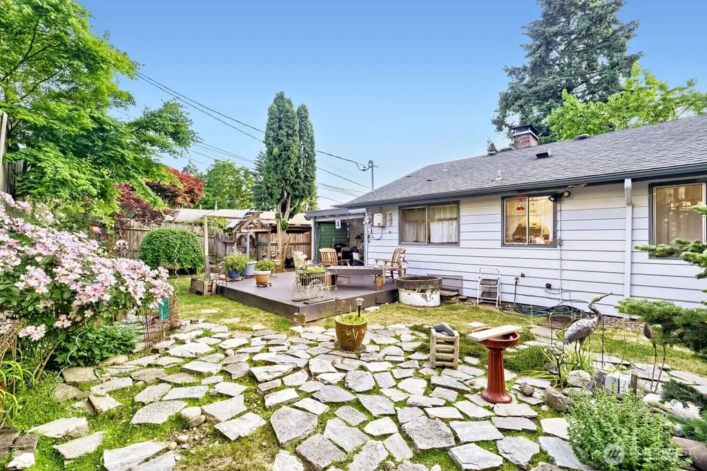 10728 29th Place SW Seattle WA 98146