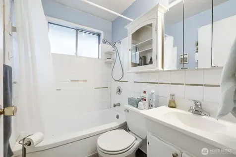 10728 29th Place SW Seattle WA 98146