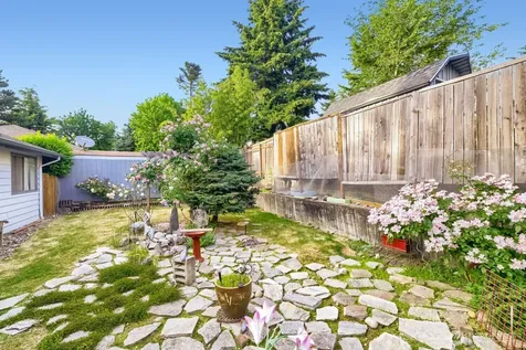 10728 29th Place SW Seattle WA 98146