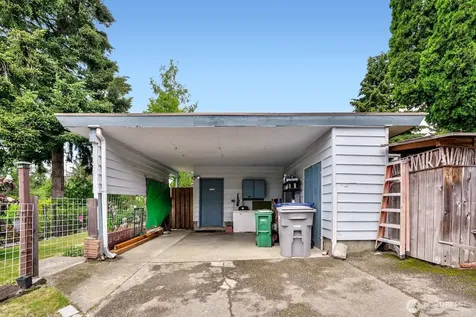 10728 29th Place SW Seattle WA 98146