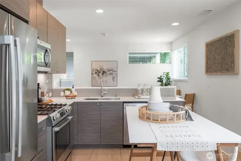 139 22nd Avenue E Seattle WA 98112