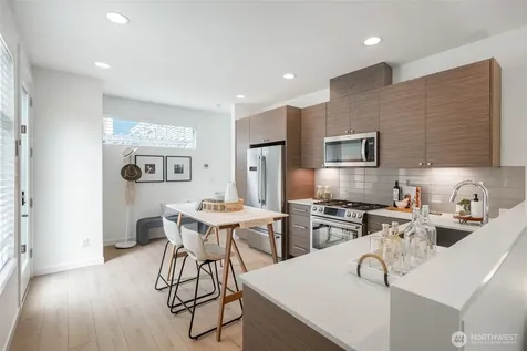 139 22nd Avenue E Seattle WA 98112