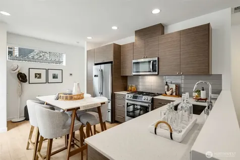 139 22nd Avenue E Seattle WA 98112
