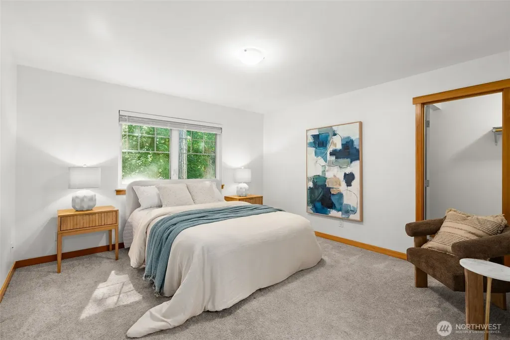 1328 Stonecress Lane NE Bainbridge Island WA 98110
