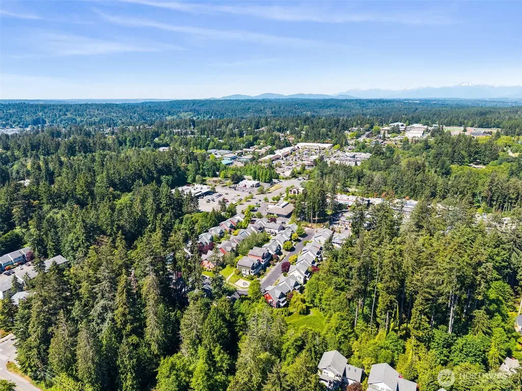 1328 Stonecress Lane NE Bainbridge Island WA 98110