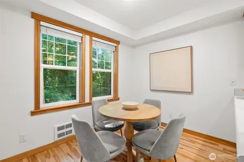 1328 Stonecress Lane NE Bainbridge Island WA 98110