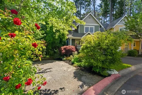1328 Stonecress Lane NE Bainbridge Island WA 98110