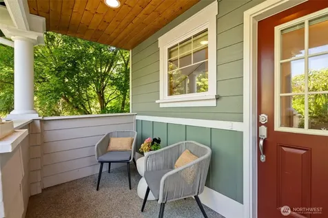 1328 Stonecress Lane NE Bainbridge Island WA 98110