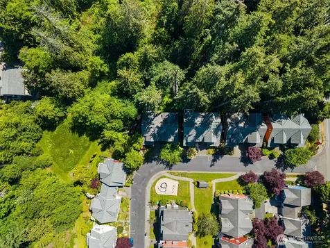 1328 Stonecress Lane NE Bainbridge Island WA 98110