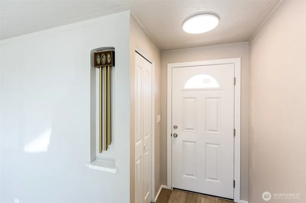 319 N Dunlap Street Sequim WA 98382