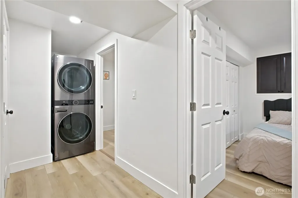 3519 NE 8th Street Renton WA 98056