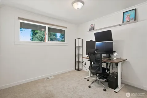 3519 NE 8th Street Renton WA 98056