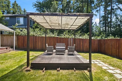 3519 NE 8th Street Renton WA 98056