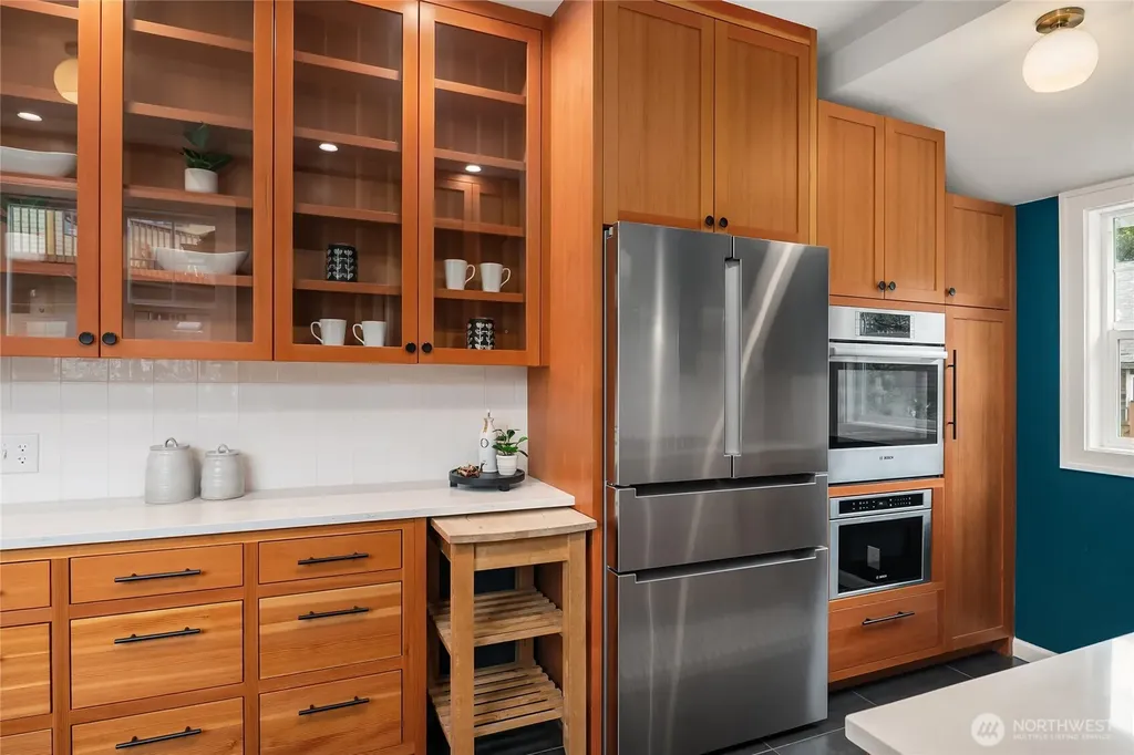 4620 15th Avenue S Seattle WA 98108
