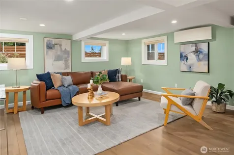 4620 15th Avenue S Seattle WA 98108