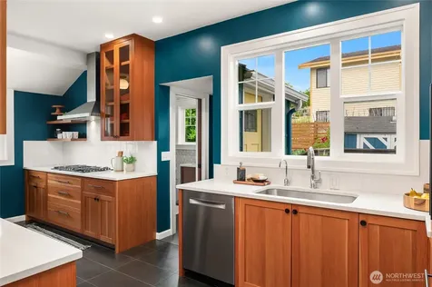 4620 15th Avenue S Seattle WA 98108