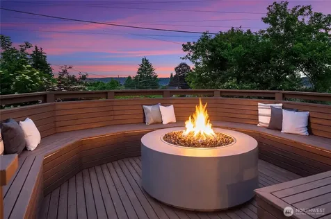 4620 15th Avenue S Seattle WA 98108