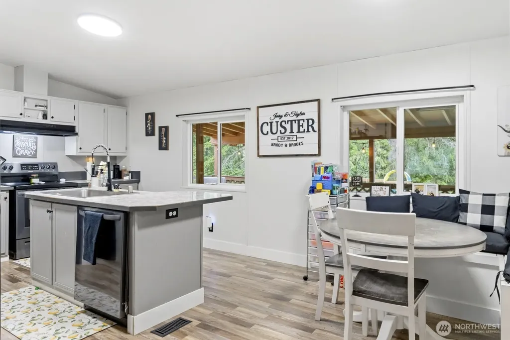 28915 Mountain Highway E Graham WA 98338