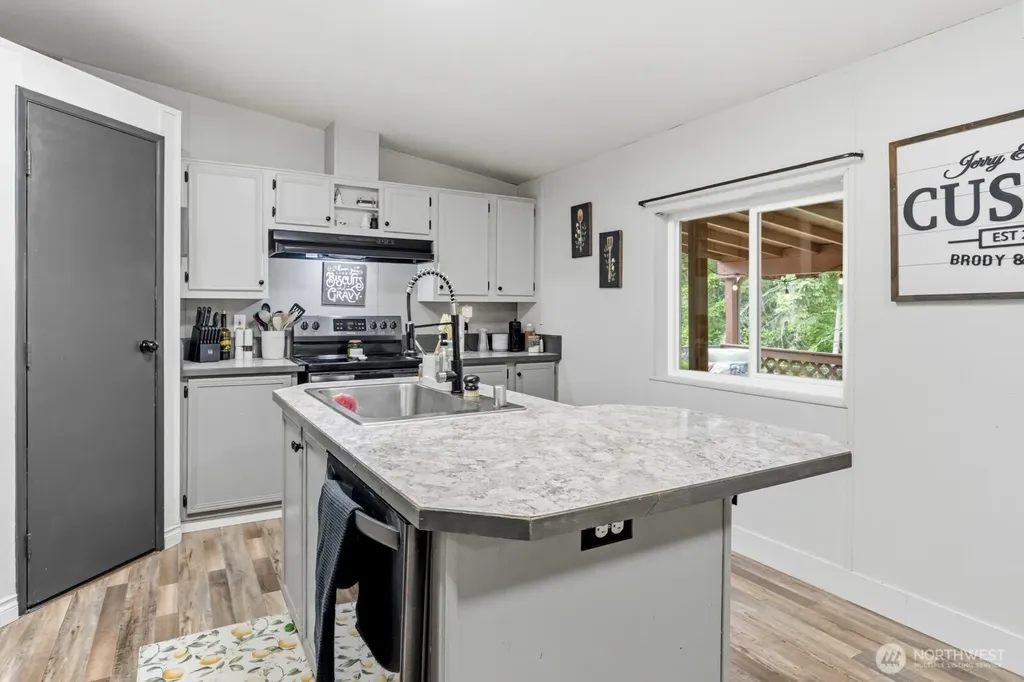 28915 Mountain Highway E Graham WA 98338