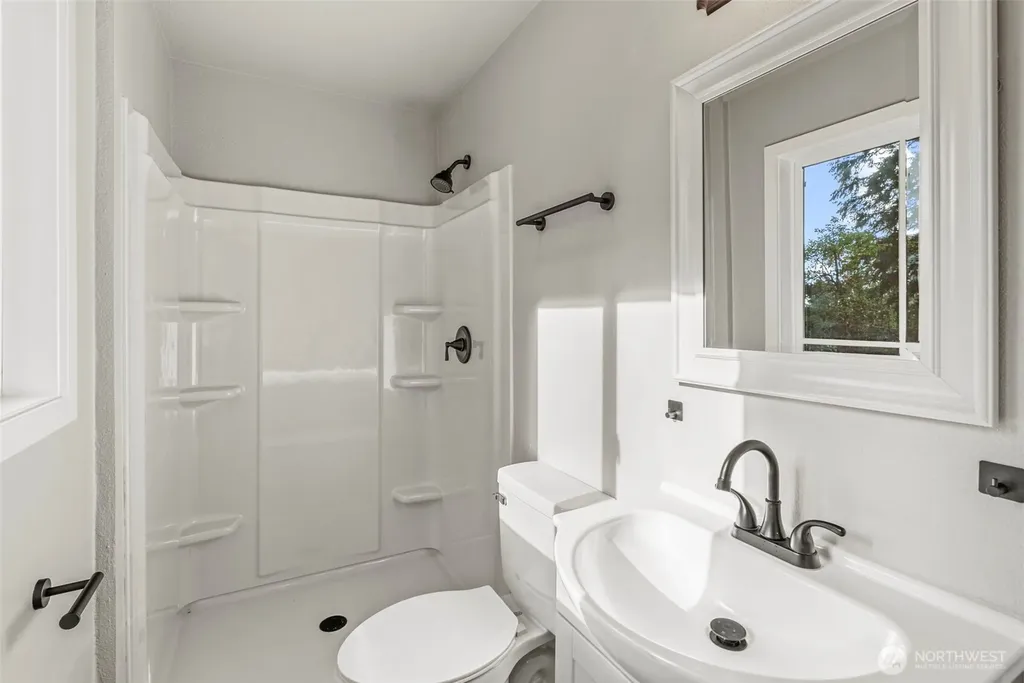 235 Holcomb Spur Road Kelso WA 98626