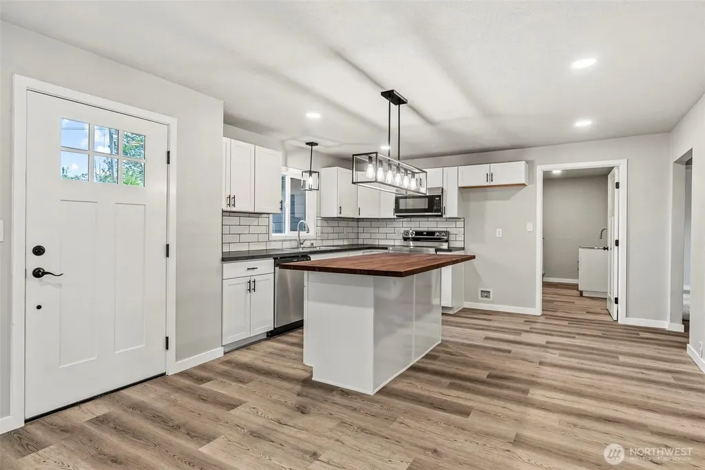 235 Holcomb Spur Road Kelso WA 98626