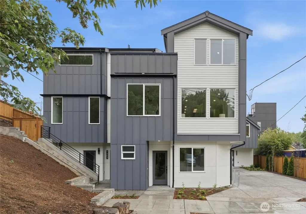 1405 29th Avenue Seattle WA 98122
