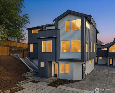 1405 29th Avenue Seattle WA 98122